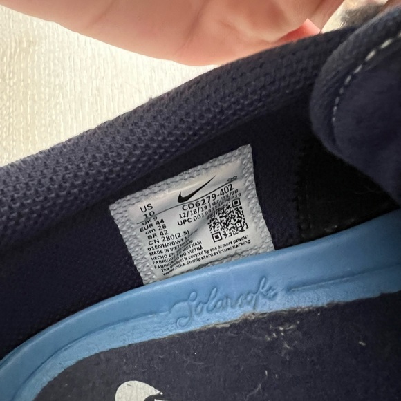 Nike Shoes - Picture 2 of 4